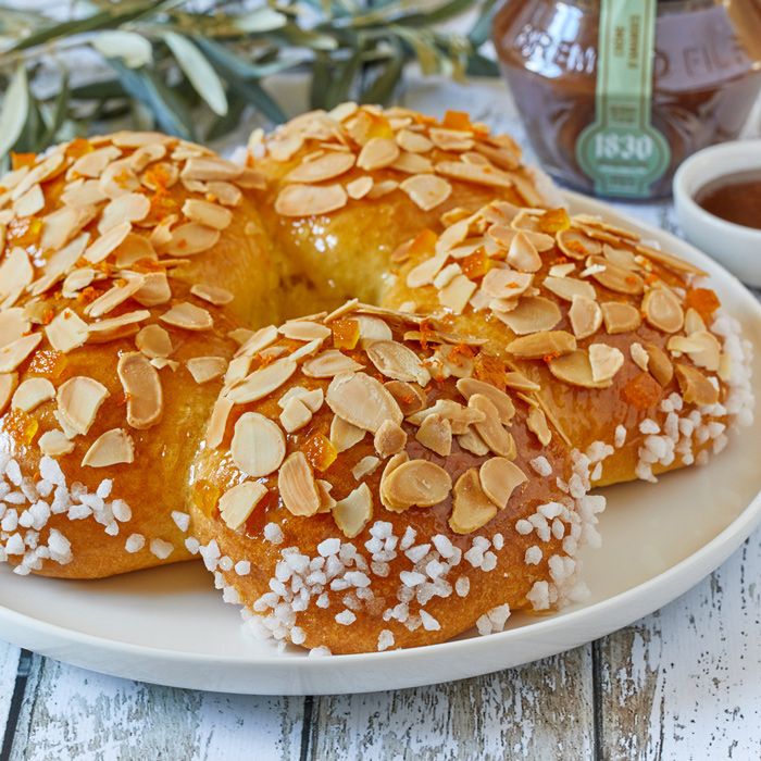 Gateau Des Rois A La Creme D Amande De Provence Maison Bremond 10